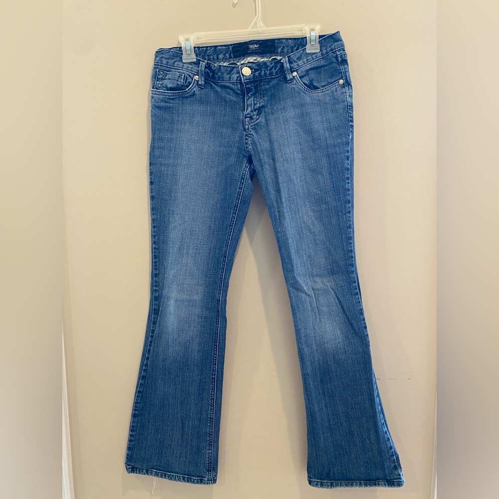 Mossimo Premium Denim Low Rise Boot Cut - size 6
